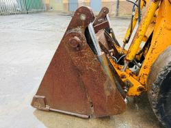 CASE 1825B SKIDSTEER*SPARES AND REPAIRS*C/W 3 IN 1 BUCKET*VIDEO*
