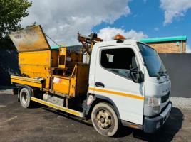 MITSUBISHI FUSO HOT BOX TRUCK*YEAR 2012*VIDEO*