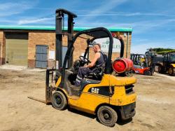 CATERPILLAR GP18N FORKLIFT*C/W PALLET TINES*VIDEO*