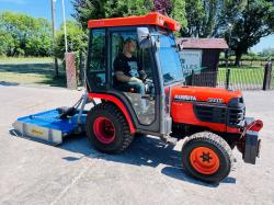 KUBOTA B2410 4WD COMPACT TRACTOR C/W FLEMMING TOPPER & FRONT WEIGHTS *VIDEO*