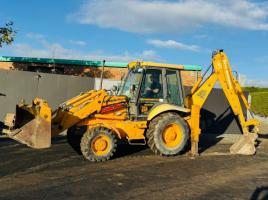 JCB 3CX SITEMASTER + PROJECT 8 4WD*C/W 4 IN ONE BUCKET*POWER SHIFT*VIDEO*