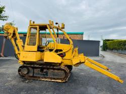 VERMEER FLX75 PLOW*C/W PLOW*READING 1555 HOURS*STEERING WHEEL*VIDEO*