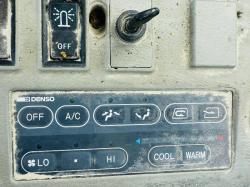 KOMATSU PC210 TRACKED EXCAVATOR*C/W BUCKET*VIDEO*