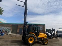 JCB 930 ROUGH TERRAIN FORKLIFT*C.W PALLET TINES*YEAR 2016*VIDEO*