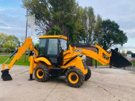 JCB  2CX STREETMASTER 4WD BACKHOE DIGGER * YEAR 2012 * C/W EXTENDING DIG & 4WS 