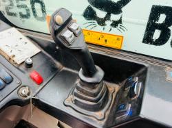 BOBCAT T2250 TELEHANDLER*YEAR 2014*3686 HOURS*AG SPEC*VIDEO*