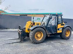 CAT TH220B TELEHANDLER *AG SPEC* C/W PALLET TINES*VIDEO*
