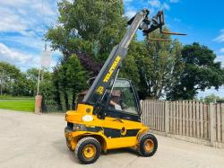 JCB TLT30D 4WD TELETRUCK C/W PALLET TINES 