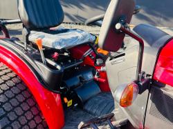 *NEW UNUSED* SIROMER TORNADO TRACTOR *C/W M750 TOPPER*