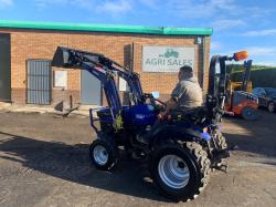 FARMTRAC 4WD 22HP COMPACT TRACTOR*ONLY 324 HOURS*AS NEW*VIDEO*