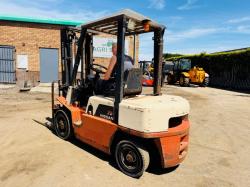 NISSAN FJ02A25U FORKLIFT*C/W PALLET TINES*VIDEO*