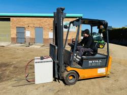 STILL R20-18 ELECTRIC FORKLIFT*C/W CHARGER*VIDEO*