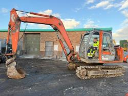 HITACHI ZX80SBLC EXCAVATOR*C/W BUCKET*VIDEO*