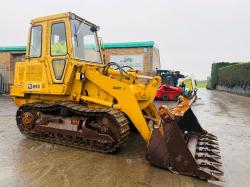 CATERPILLAR 943 TRACKED LOADER*C/W 3 IN 1 BUCKET*VIDEO*