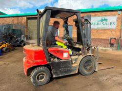 DAEWOO D25S FORKLIFT*C/W PALLET TINES*VIDEO*