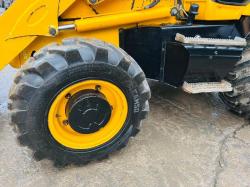 JCB 3CX 4WD PROJECT 21 BACKHOE DIGGER C/W MANUAL GEAR BOX & EXTENDING DIG *VIDEO*