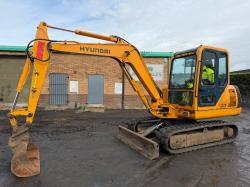 HYUNDAI ROBEX 55-3 EXCAVATOR*C/W BUCKET*VIDEO*