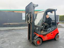 LINDE H20T-03 3 STAGE MASTED FORKLIFT*C/W SIDESHIFT*VIDEO*