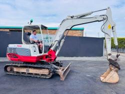 TAKEUCHI TB250 RUBBER TRACKED EXCAVATOR*C/W BUCKET*VIDEO*