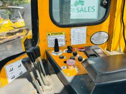 COMBILIFT 4000 DIESEL TRUCK MOUNTED FORKLIFT*C/W FORK POSITIONER*VIDEO*