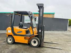SAMSUNG 2 STAGE MASTED FORKLIFT*C/W YANMAR ENGINE*VIDEO*
