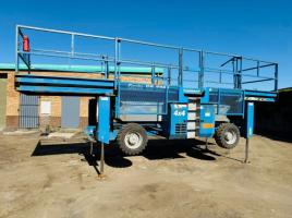 GENIE GS-3384 4X4 SCISSOR LIFT*YEAR 2010*C/W SUPPORT LEGS*VIDEO*