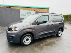 PEUGEOT PARTNER 6 SPEED VAN*YEAR 2023*VIDEO*