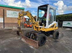 KOMATSU PW30 WHEELED EXCAVATOR*C/W BUCKET*VIDEO*