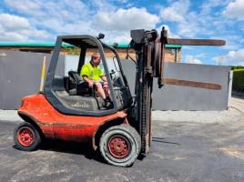 LINDE H45D 3 STAGE MAST FORKLIFT*C/W ROTATING PALLET TINES*VIDEO*