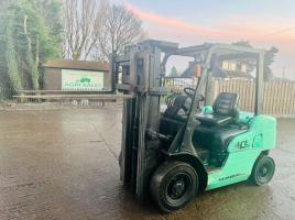 MITSUBISHI FD25T * CONTAINER SPEC * DIESEL FORKLIFT * 3395 HOURS * C/W SIDE SHIFT 