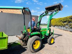 LEWIS 25QH FRONT LOADER TRACTOR*C/W TRAILER AND BUCKET*VIDEO*