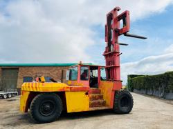 LANSING TR25 2 STAGE MASTED FORKLIFT*C/W PALLET TINES*VIDEO*