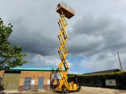 HAULOTTE H18SX 4WD SCISSOR LIFT*2514 HOURS*YEAR 2015*VIDEO*