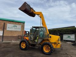 JCB 520-55 TELEHANDLER*C/W BUCKET*VIDEO*