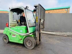 DRAGO 250 3 STAGE MAST FORKLIFT*C/W SIDESHIFT*VIDEO*