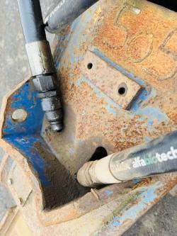 TOKU TNB310 HYDRAULIC BREAKER*C/W QUICK HITCH*VIDEO*