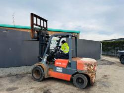 NEXEN FD35 CONTAINER SPEC FORKLIFT*YEAR 2010*C/W PALLET TINES*VIDEO*