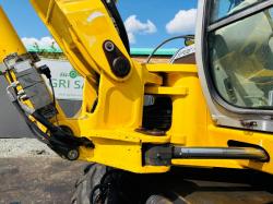 NEW HOLLAND MH2.6 RUBBER DUCK*C/W BUCKET & QUICK HITCH*5945 HOURS*VIDEO*