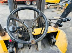 CAT DPK50-2 5 TONNE FORKLIFT*C/W FORK POSITIONER*VIDEO*