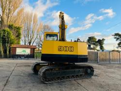 LIEBHERR 900 TRACKED EXCAVATOR C/W BUCKET 