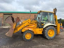 JCB 3CX PROJECT 8 SITEMASTER+*C/W 4 IN 1 BUCKET*VIDEO*