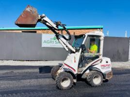 AVANT M640EIMCT TELESCOPIC LOADER *C/W BUCKET* READING 2945 HOURS*YEAR 2015*VIDEO*