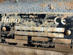 HAKO BEHAELTER ARTICULATED ROAD SWEEPER*YEAR 2016*VIDEO*