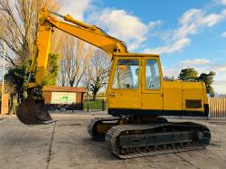 LIEBHERR 900 TRACKED EXCAVATOR C/W BUCKET 