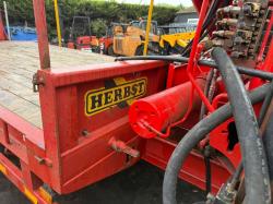 HERBST 19 TONNE TWIN AXLE TRAILER*C/W BONFIGLIOLI P10200 CRANE*VIDEO*