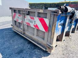 30 YARD HOOKLOADER BIN *C/W RAMPS AND REAR BARN DOORS*