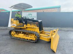 MITSUBISHI BD2J II DOZER*C/W 6 WAY PAT BLADE*ONLY 34 HOURS*VIDEO*