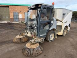 HAKO BEHAELTER ARTICULATED ROAD SWEEPER*YEAR 2016*VIDEO*