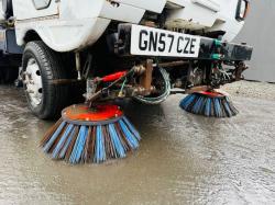 SCARAB ROAD SWEEPER *C/W BRUSHES*VIDEO*