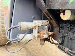 DEUTZ 4WD COMPACT TRACTOR*C/W REAR LINKAGE*VIDEO*